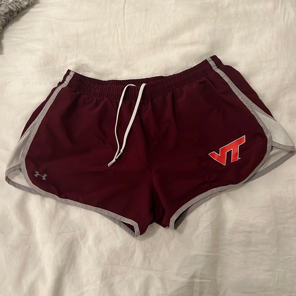 Lined Under Armour Running Short w/ VT Logo, Size L